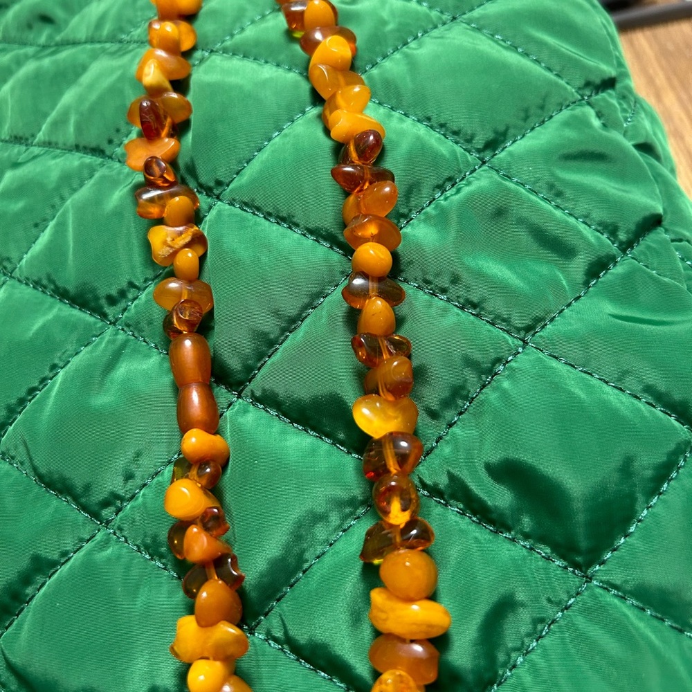 Authentic Ladies Amber Russian Necklace in lushes Yellow.
